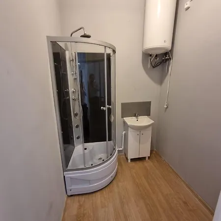 Fantastic-inn - Kr63 *